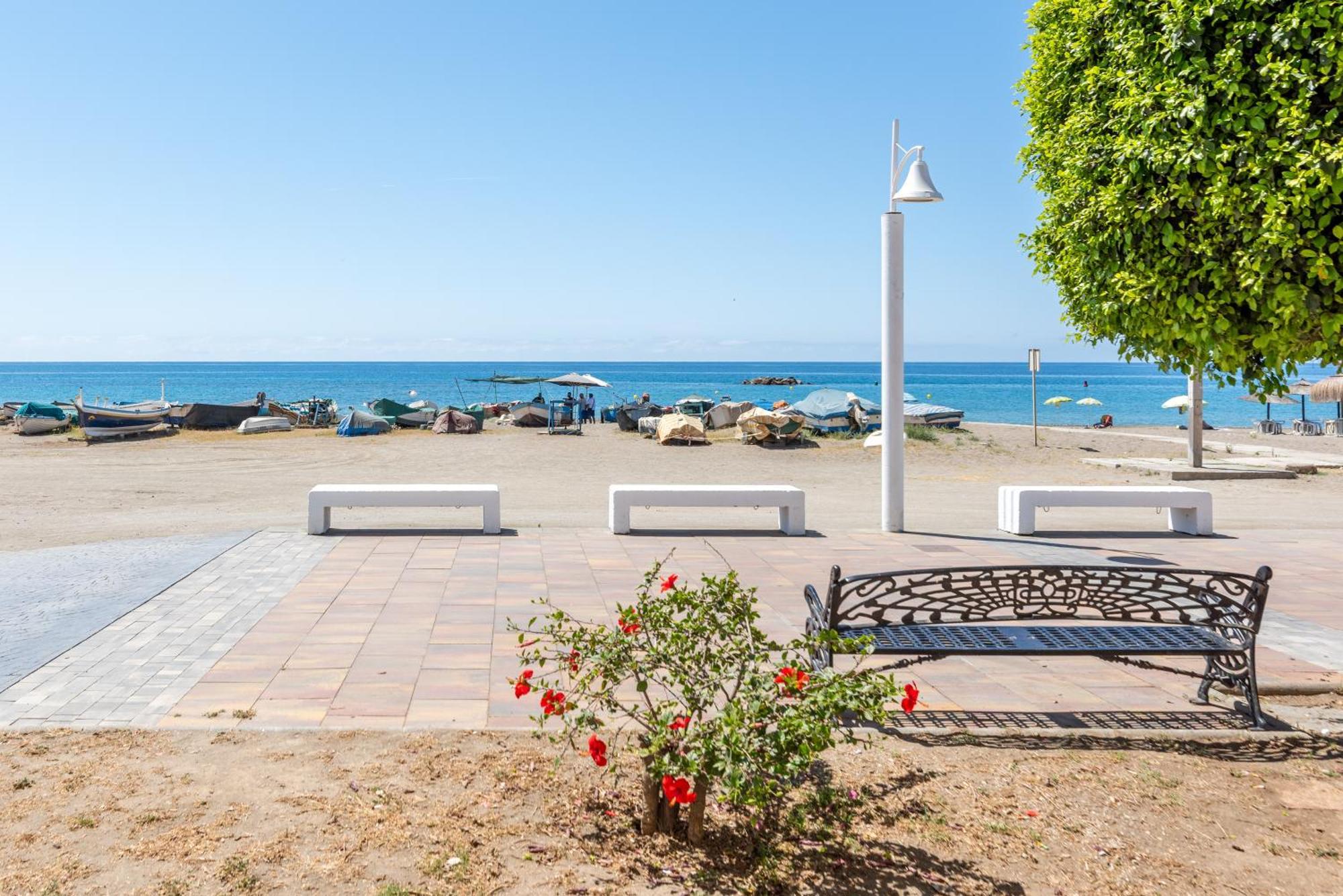 Wintowinrentals Dream Home On The Beachfront La Cala Del Moral Dış mekan fotoğraf